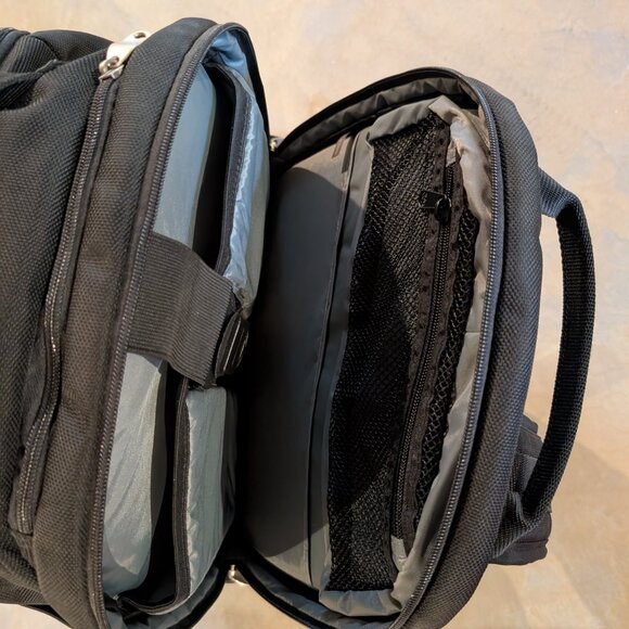 HD Computer Backpack - Picture 15 of 15